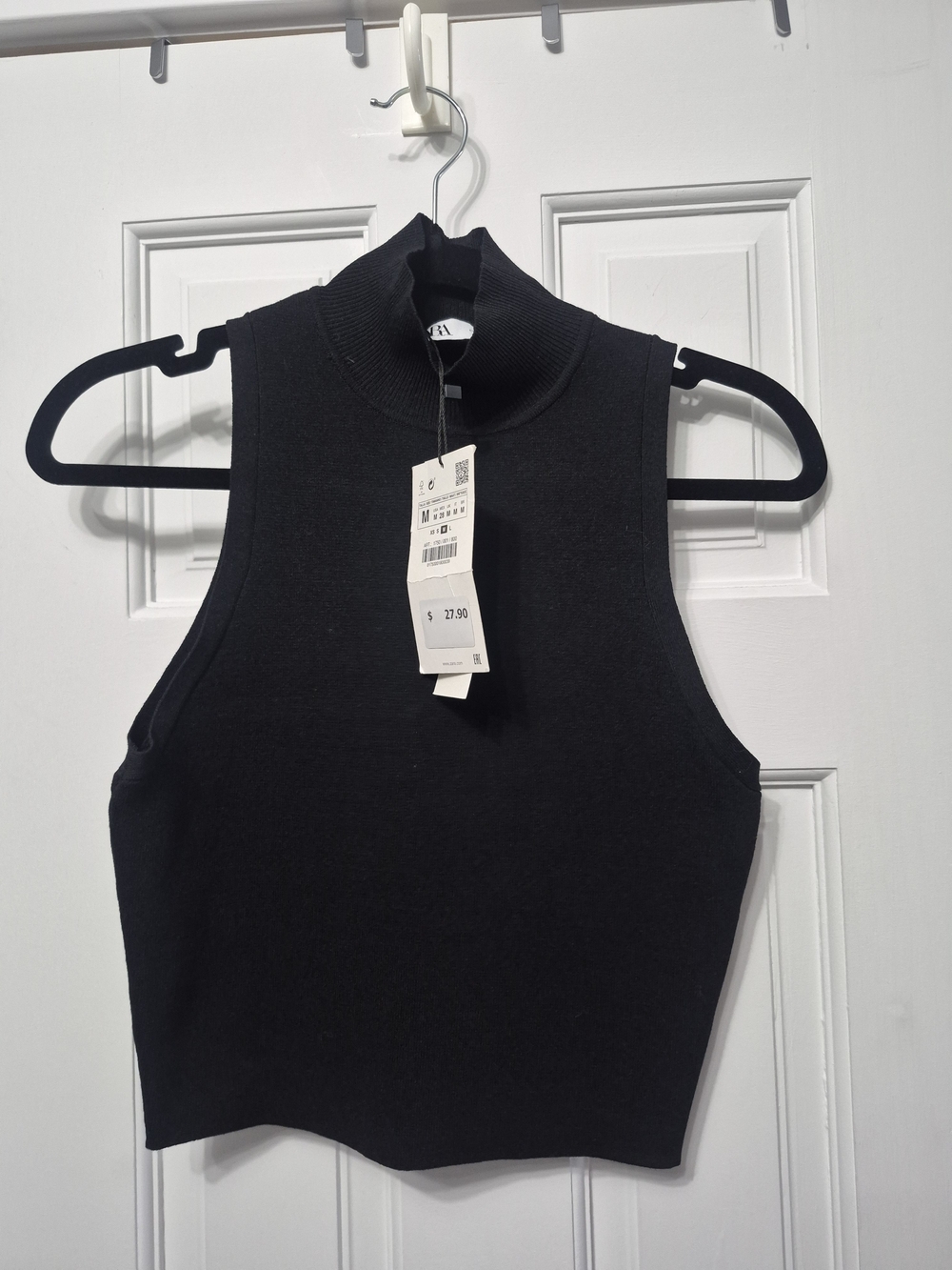 Zara Black Sleeveless Mock Neck Crop Tank